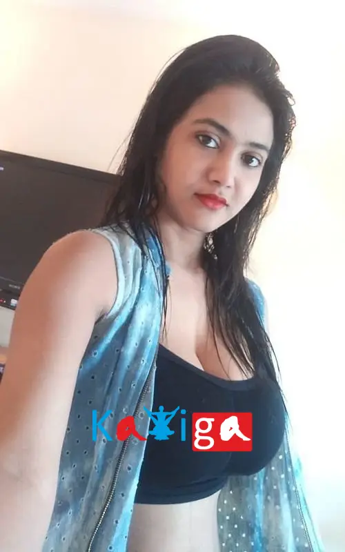 Meena Bhanot chubby call girl